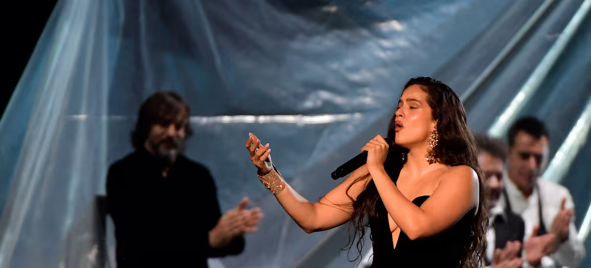 Rosalía aparece por sorpresa en el concierto de Ralphie Choo